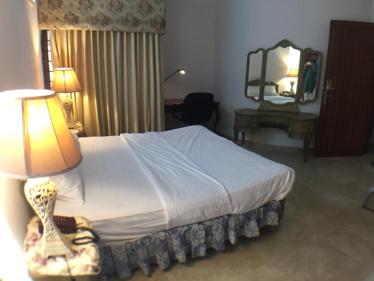 E Lodge Islamabad Buitenkant foto