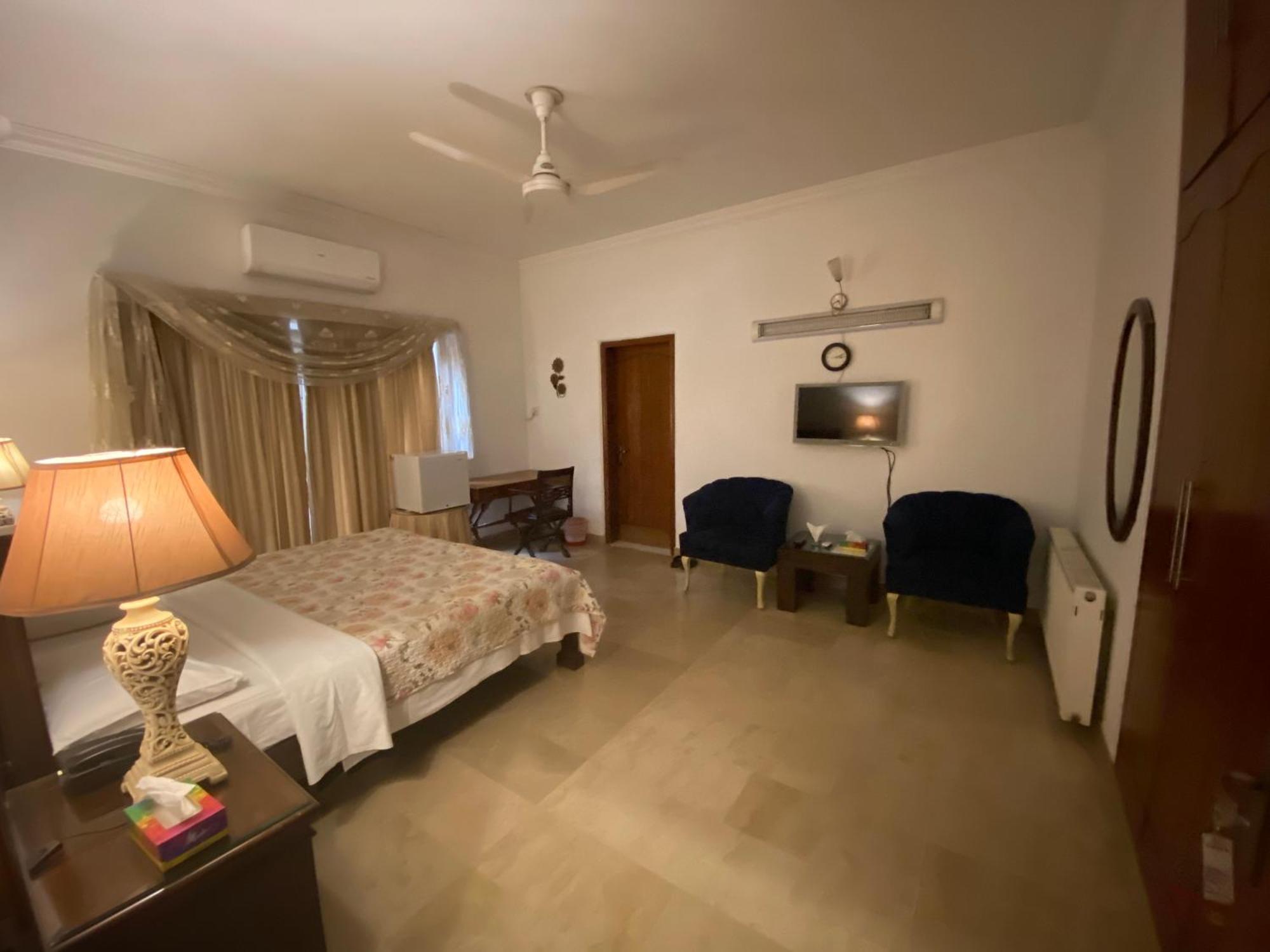 E Lodge Islamabad Buitenkant foto