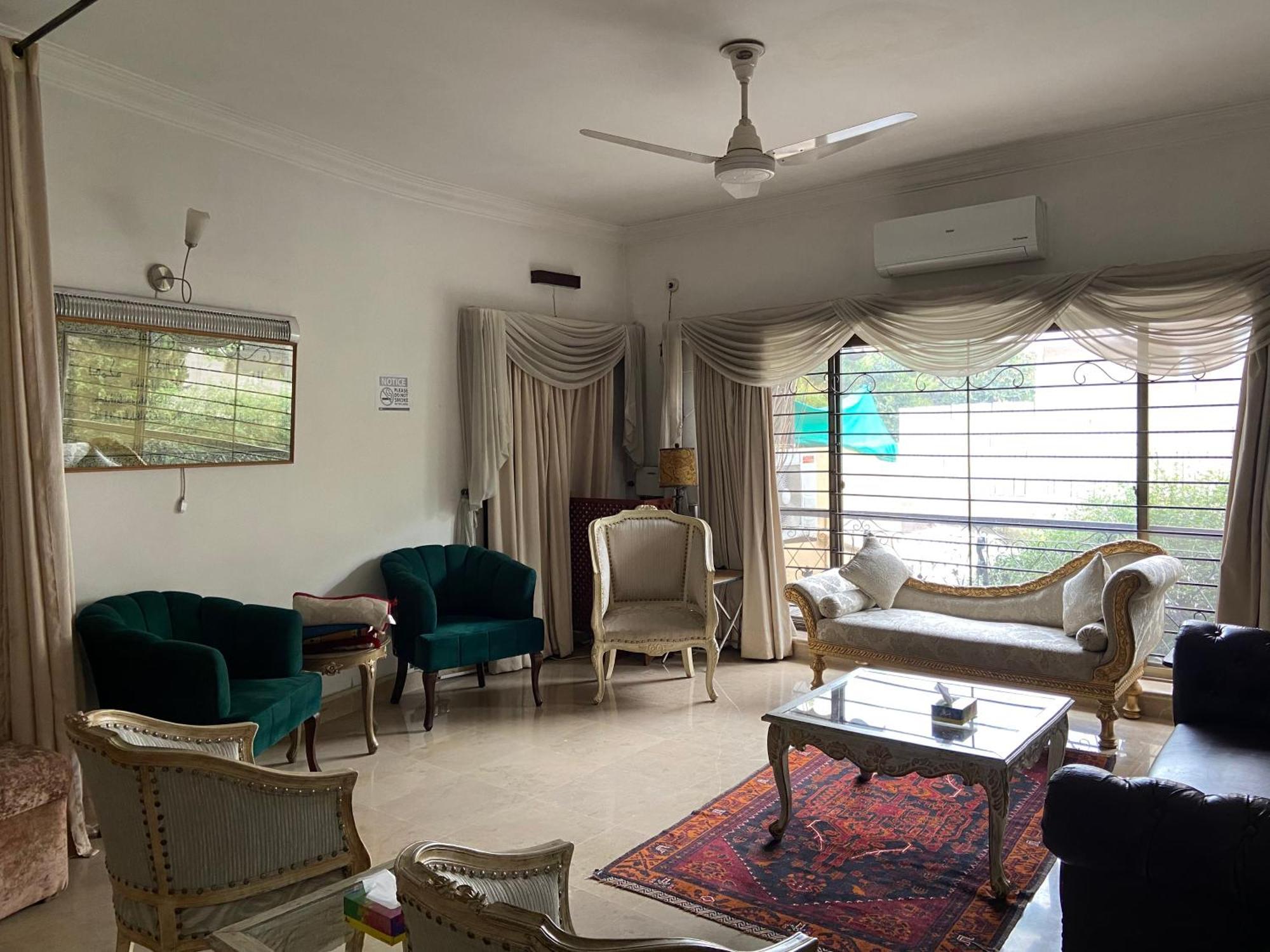 E Lodge Islamabad Buitenkant foto