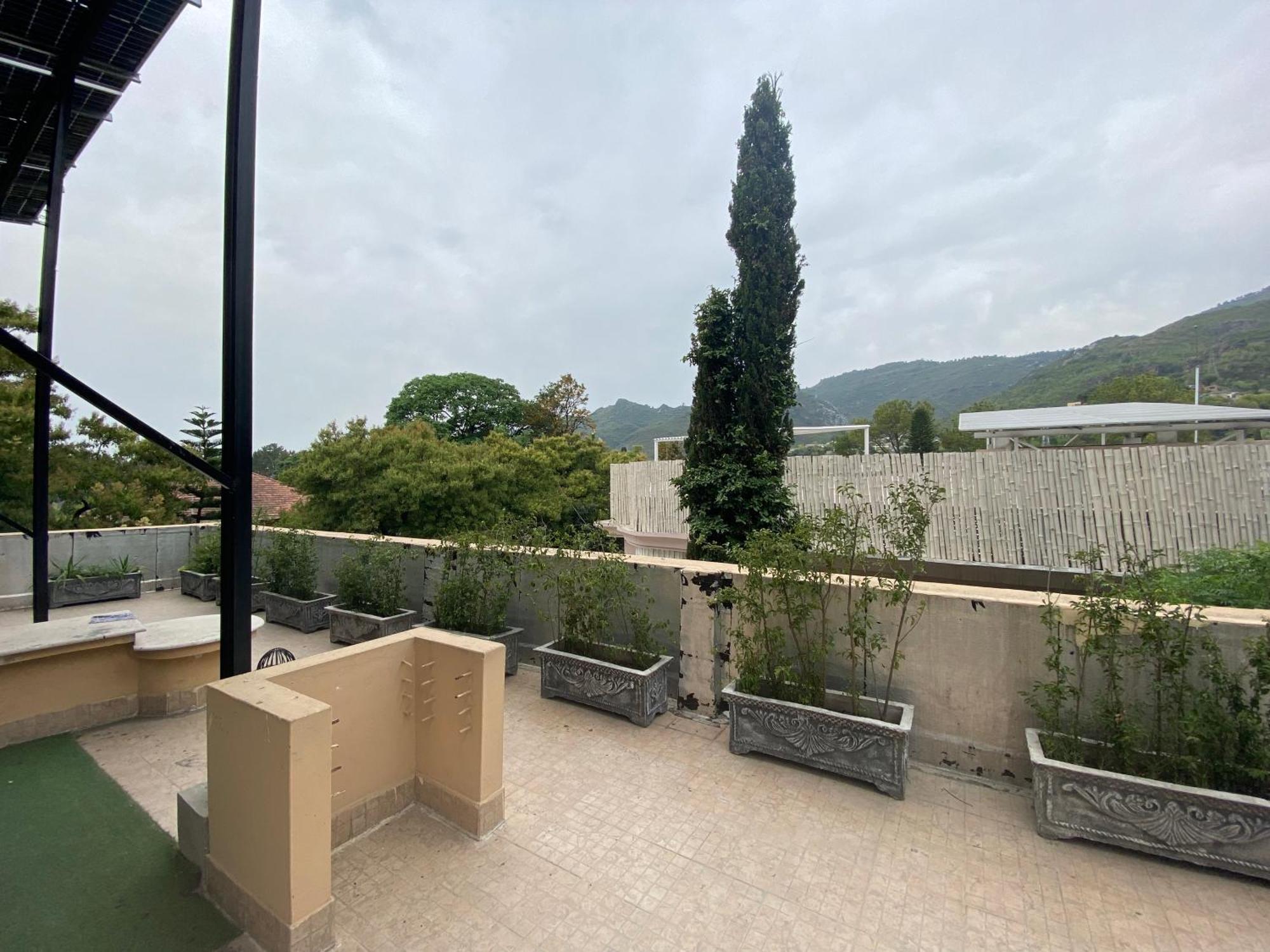 E Lodge Islamabad Buitenkant foto